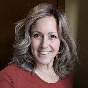 Meet your Posher, Kelly